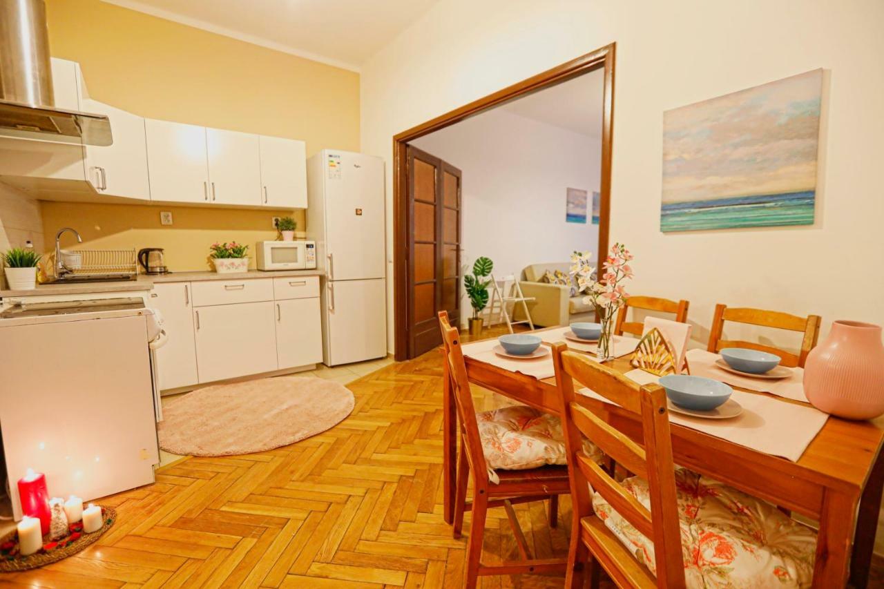 Big&Bright- Golden Apartments- Old Town Cracovia Exterior foto